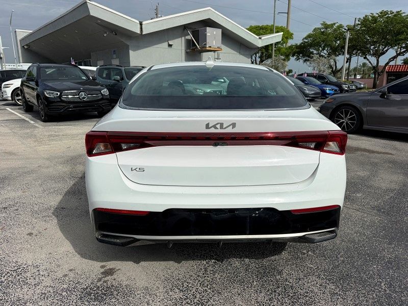 2023 Kia K5 - $10,988