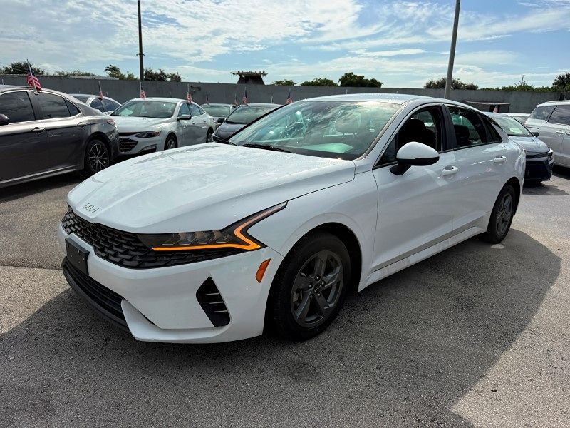 2023 Kia K5 - $10,988