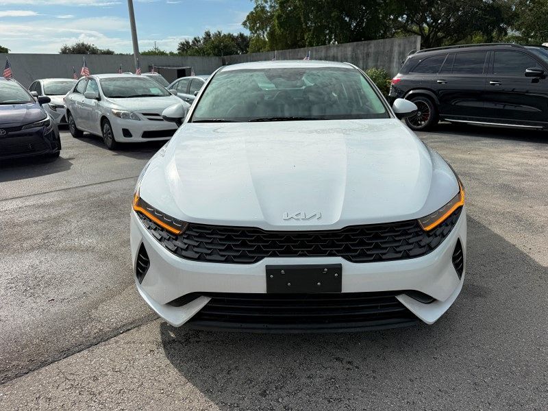 2023 Kia K5 - $10,988