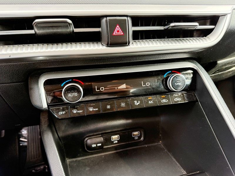 2023 Kia K5 - $10,988