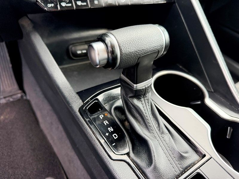 2023 Kia K5 - $10,988