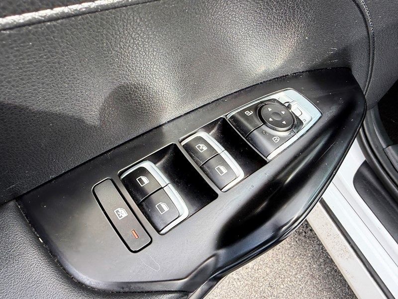 2023 Kia K5 - $10,988