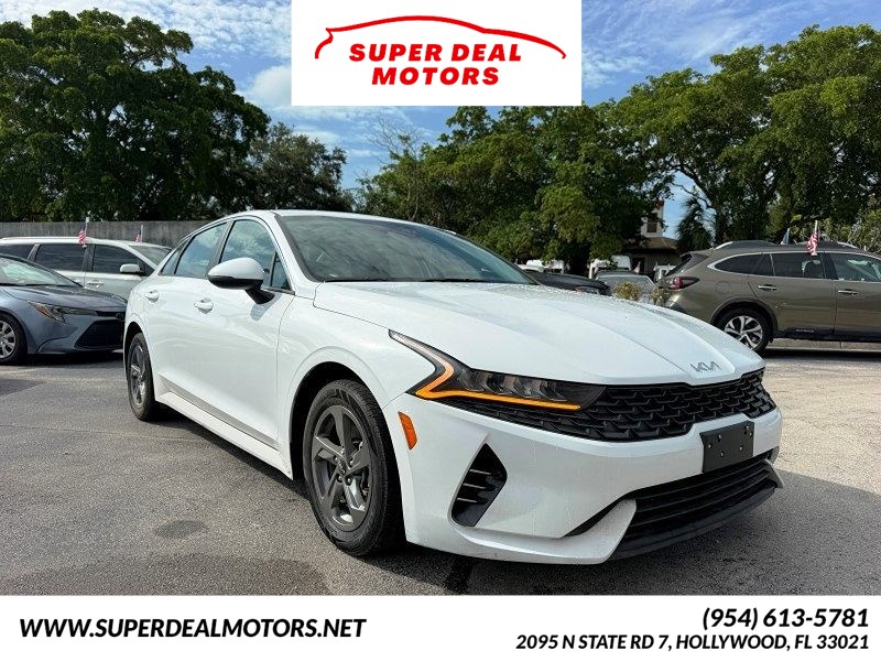 2023 Kia K5 - $10,988