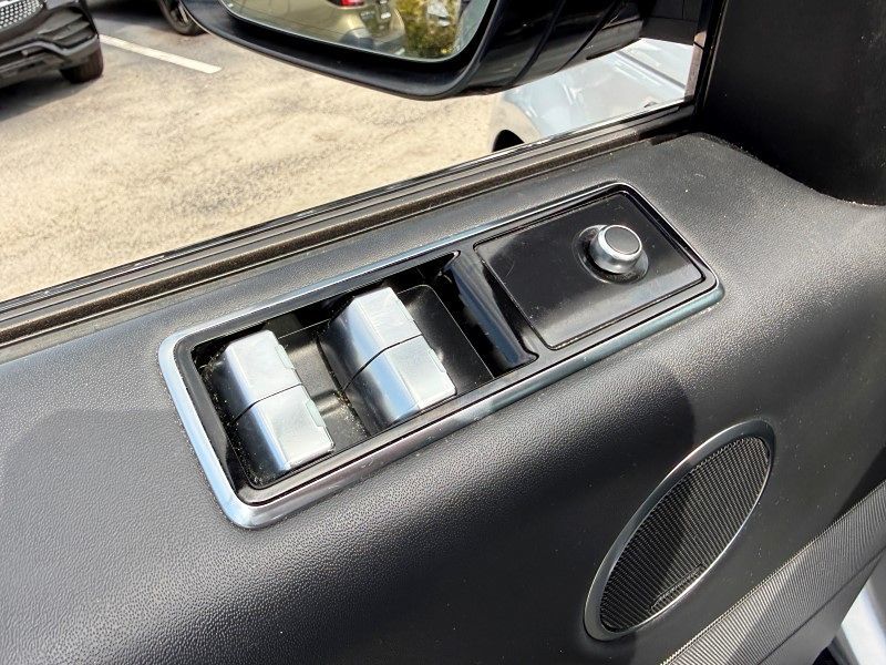 2019 LAND ROVER Range Rover Sport - $25,988