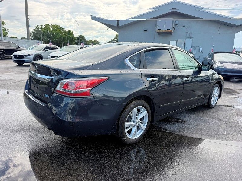 2014 Nissan Altima - $4,788