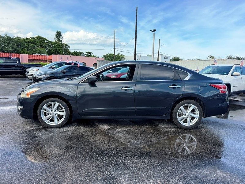 2014 Nissan Altima - $4,788