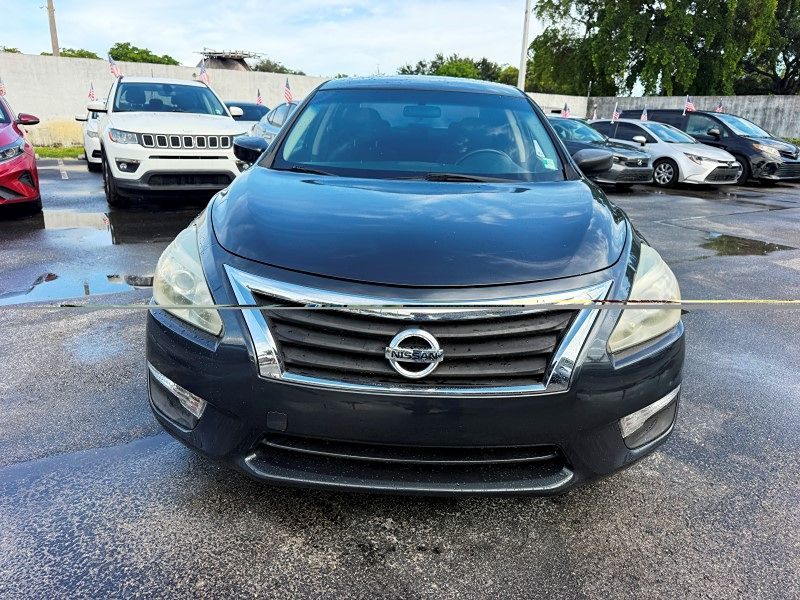 2014 Nissan Altima - $4,788