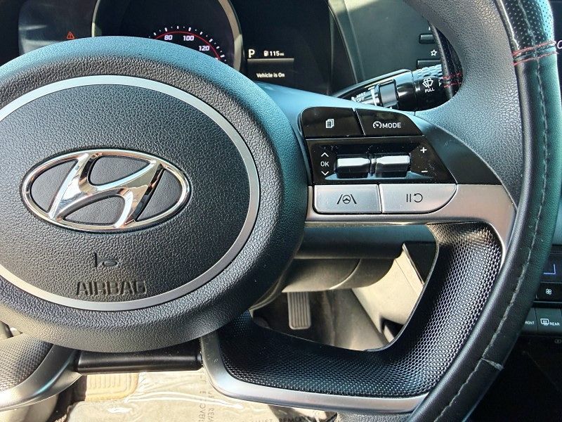 2022 Hyundai Elantra - $14,894