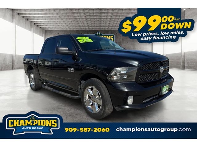 Brilliant Black Crystal Pearlcoat 2018 RAM 1500 Express Crew Cab RWD Pickup Truck 4X2 Automatic