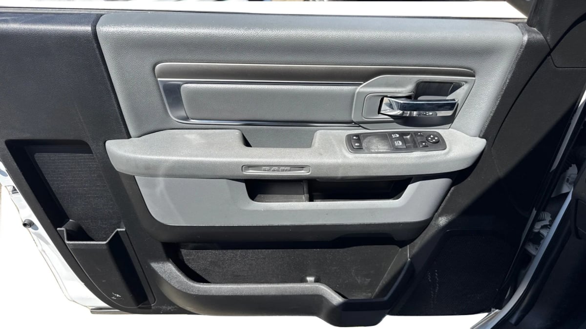 2020 RAM Ram 1500 Classic Tradesman - Photo 17