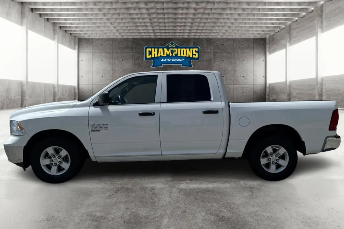 2022 RAM Ram 1500 Classic SLT - Photo 6