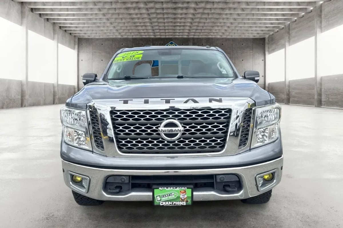 2018 Nissan Titan SV - Photo 7