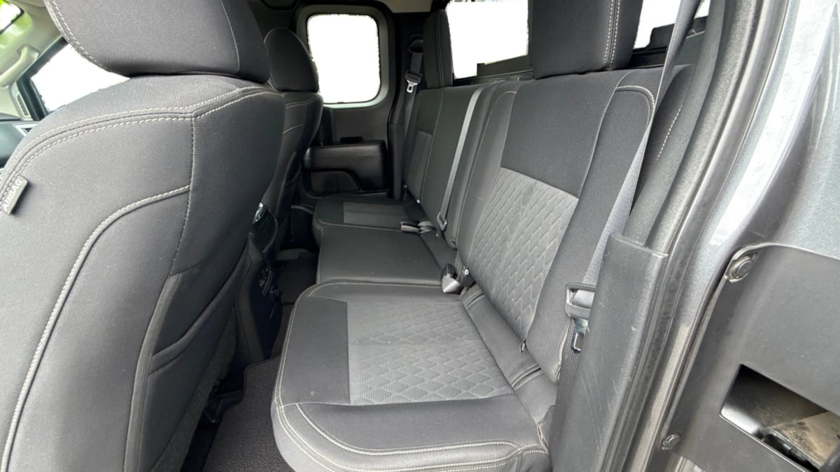 2018 Nissan Titan SV - Photo 11