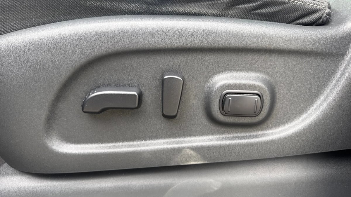 2018 Nissan Titan SV - Photo 20