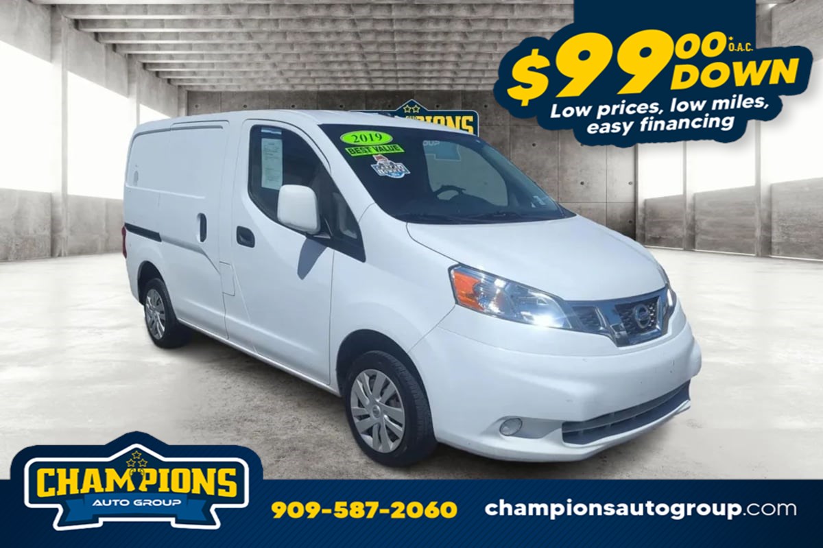 2019 Nissan NV200 SV's photo