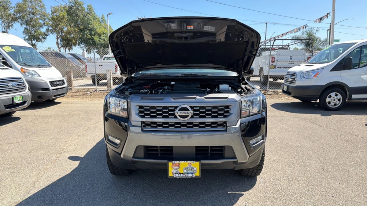 Nissan Frontier photo 12