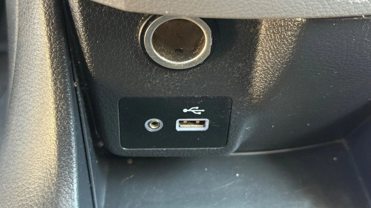 Nissan NV200 photo 33