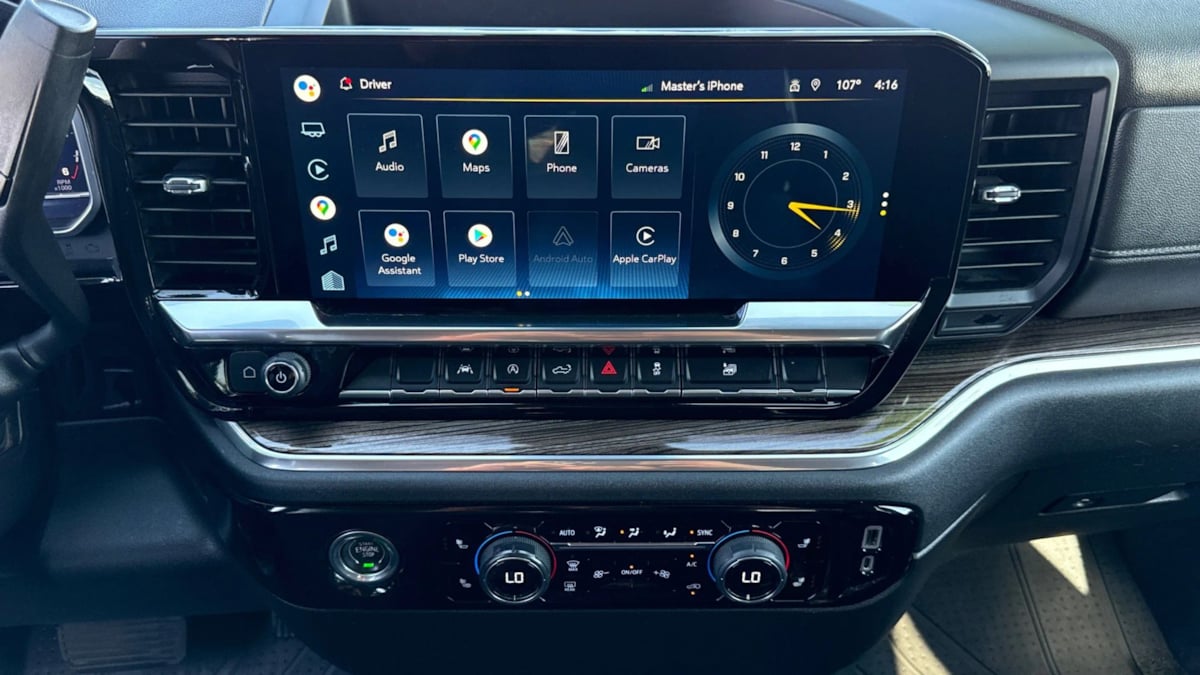 Chevrolet Silverado photo 14