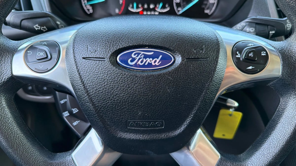 Ford Transit Connect photo 15