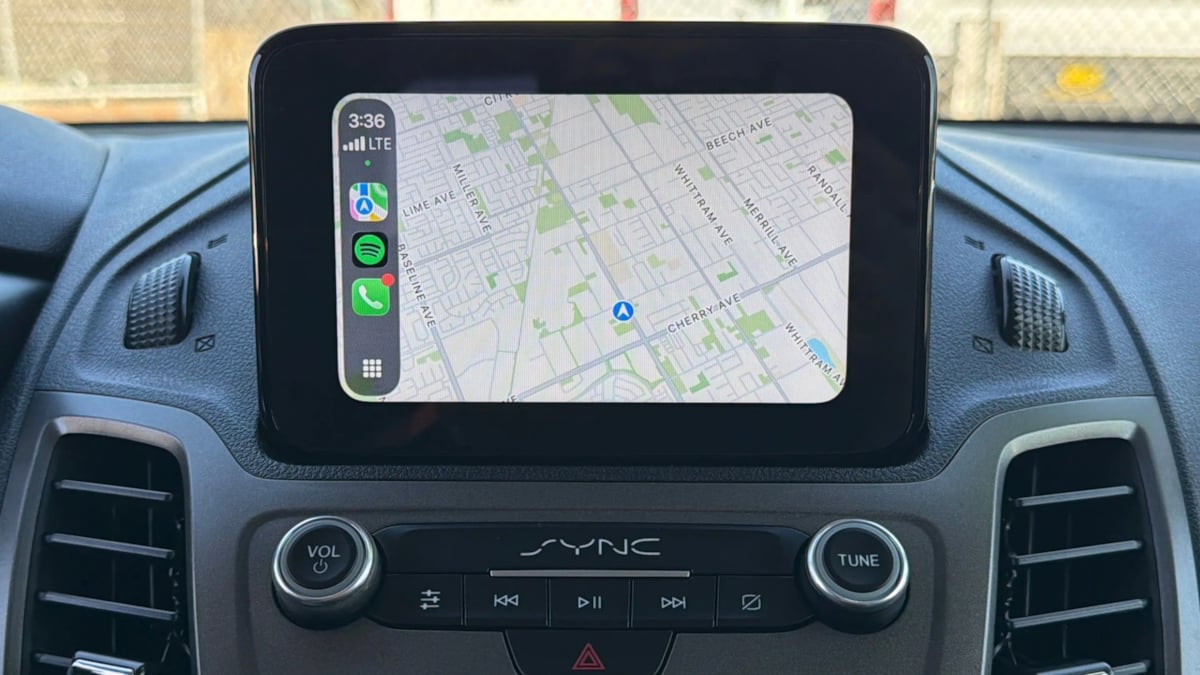 Ford Transit Connect photo 28