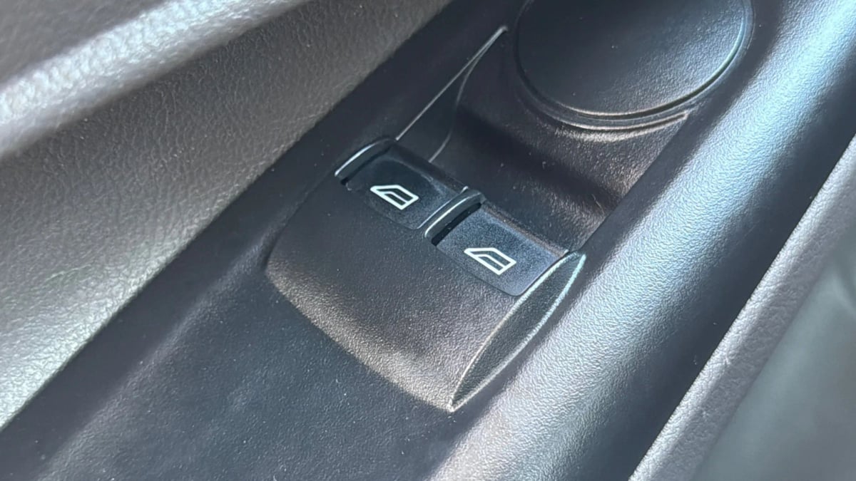 Ford Transit Connect photo 32