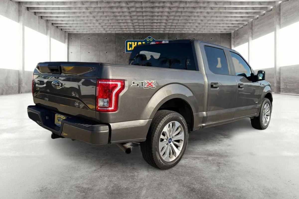 Ford F-150 photo 3