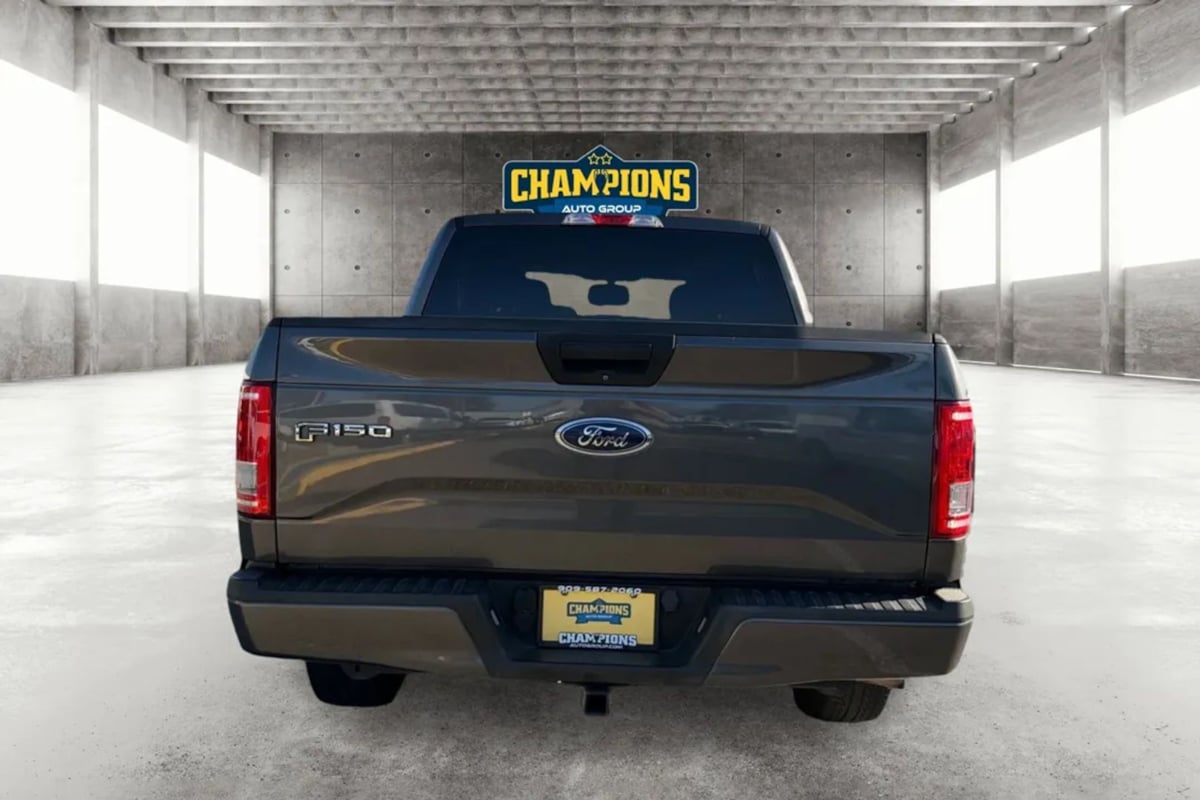 Ford F-150 photo 4