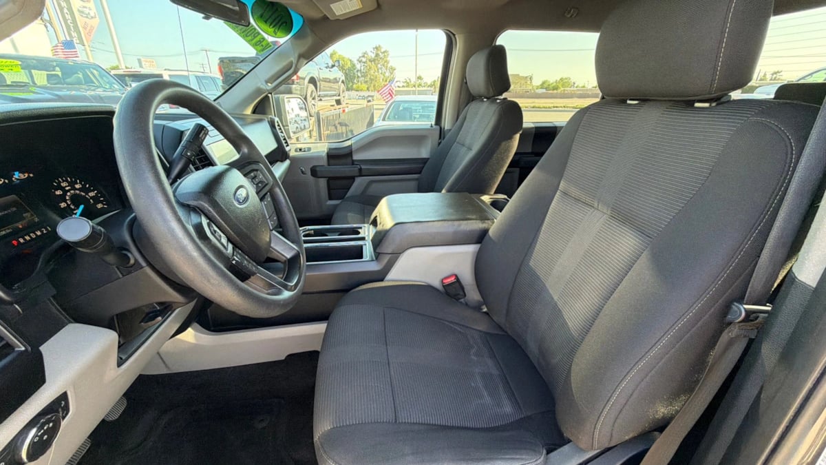 Ford F-150 photo 10