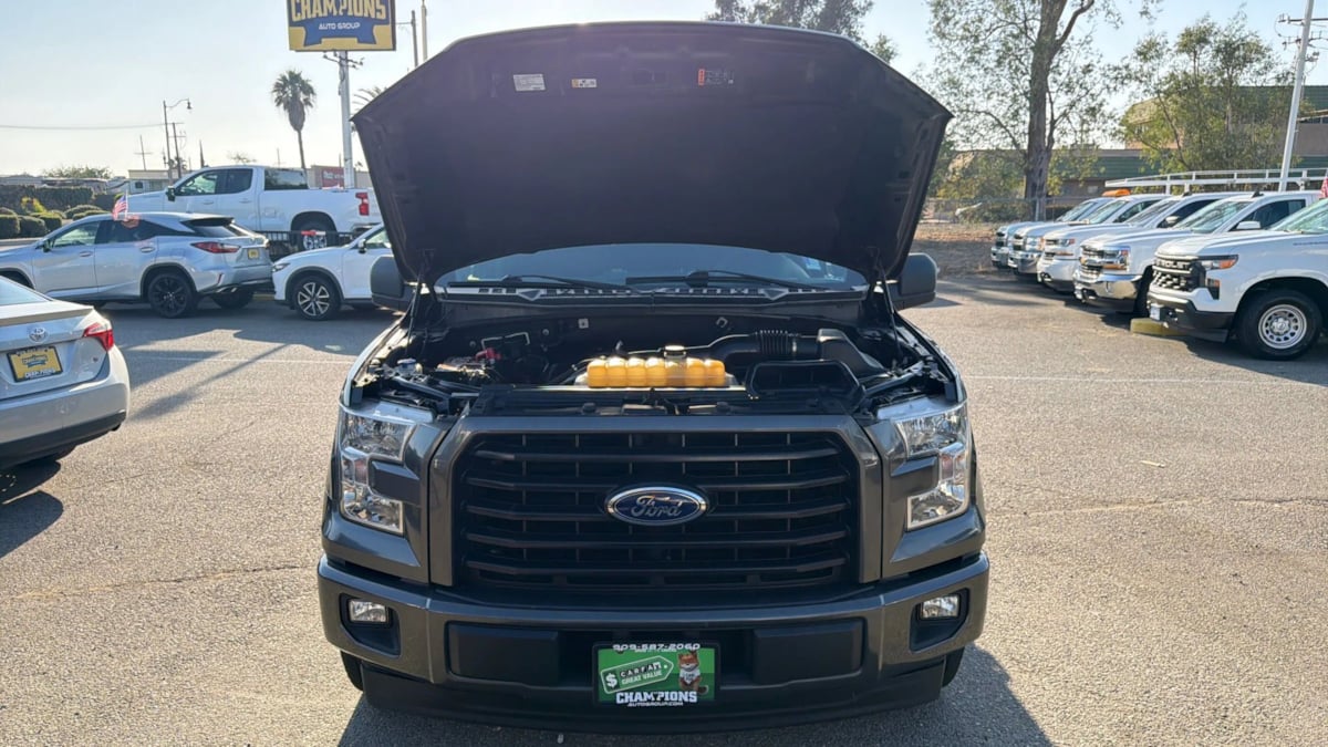 Ford F-150 photo 12