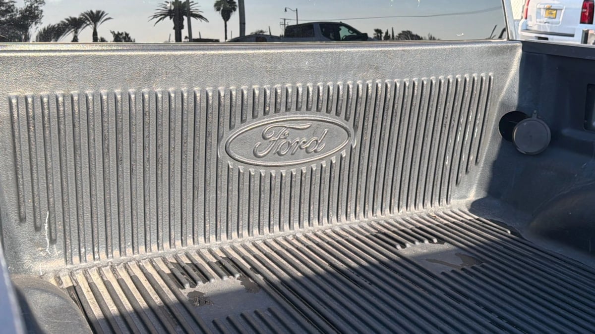 Ford F-150 photo 28