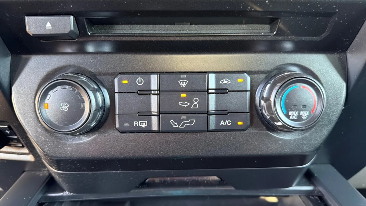 Ford F-150 photo 29
