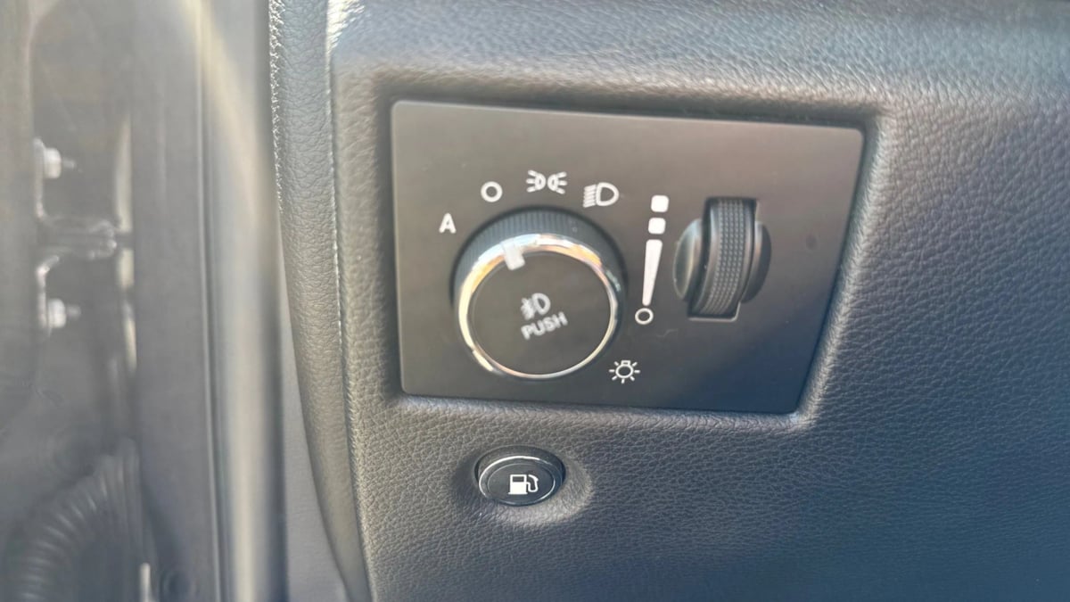 Jeep Grand Cherokee photo 20