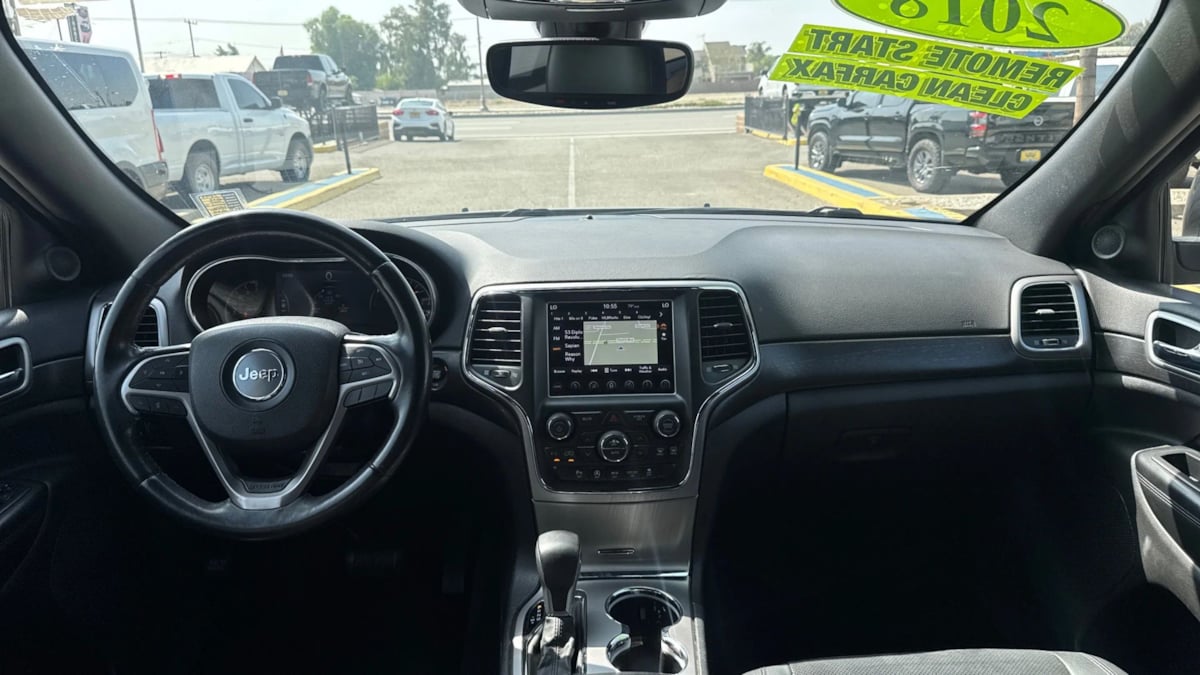 Jeep Grand Cherokee photo 33