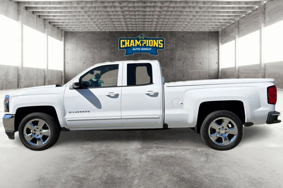 Chevrolet Silverado photo 6