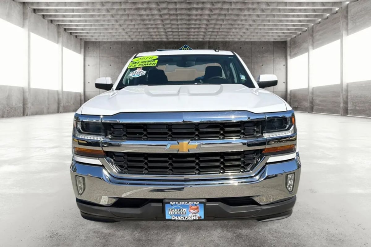 Chevrolet Silverado photo 7