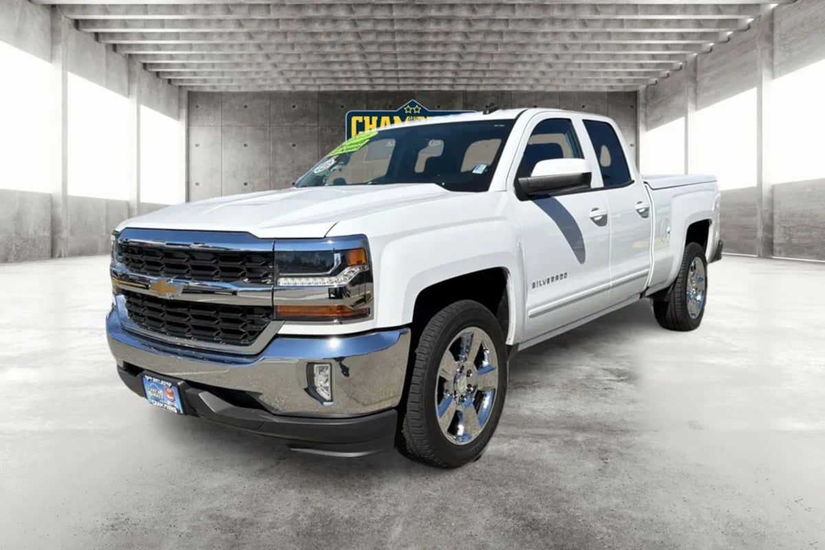 Chevrolet Silverado photo 9