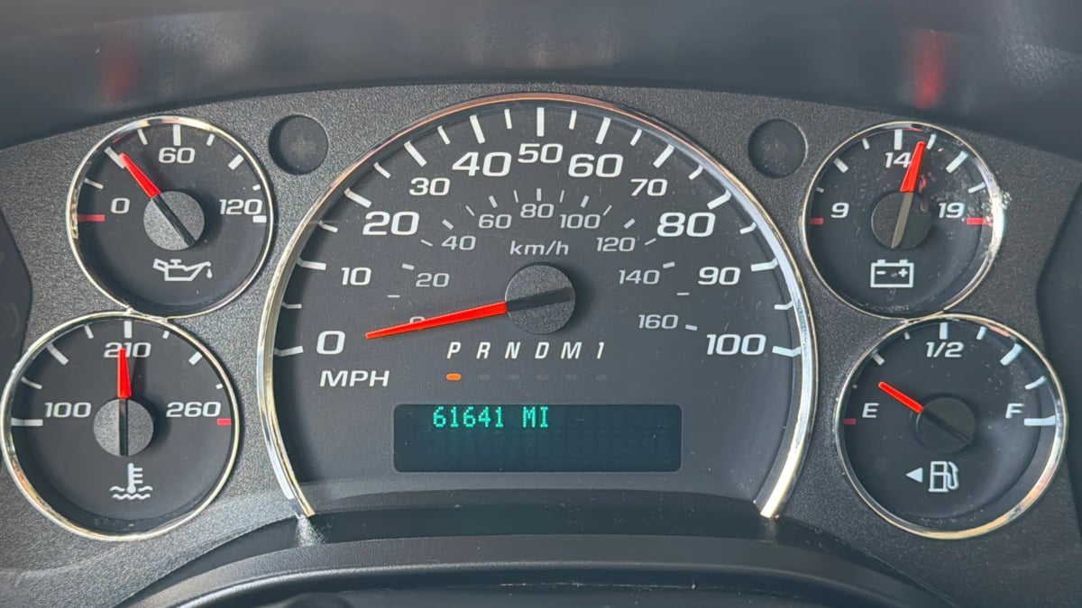 Chevrolet Express photo 15