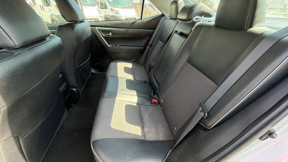 Toyota Corolla photo 11