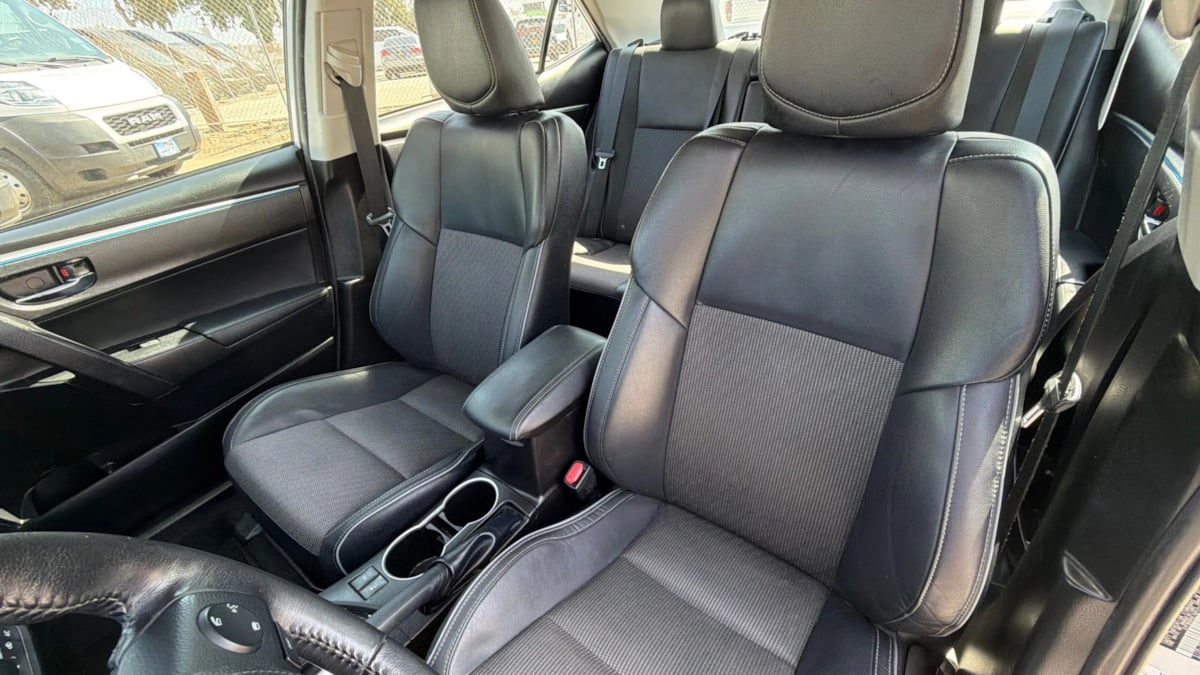 Toyota Corolla photo 28