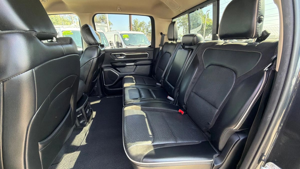 Ram 1500 photo 11