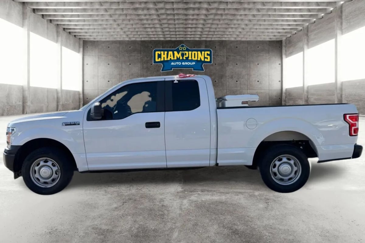 Ford F-150 photo 6