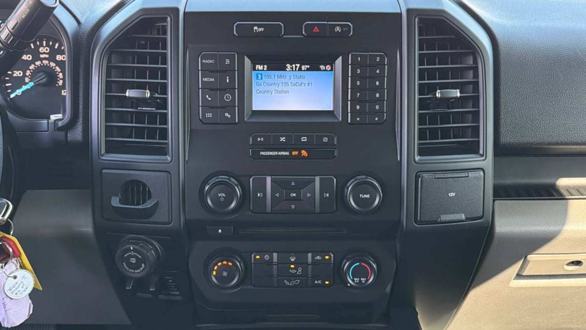 Ford F-150 photo 14