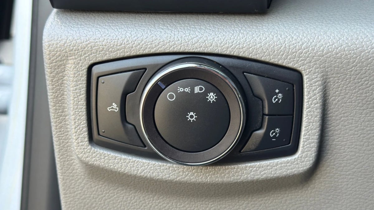 Ford F-150 photo 19