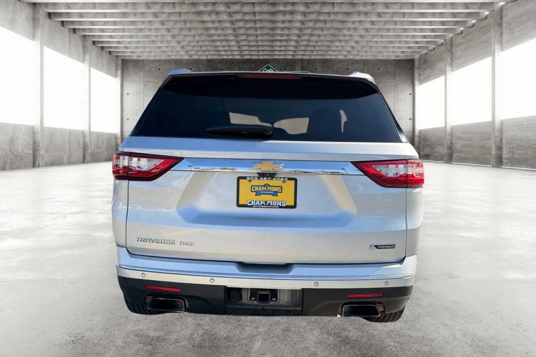 Chevrolet Traverse photo 4