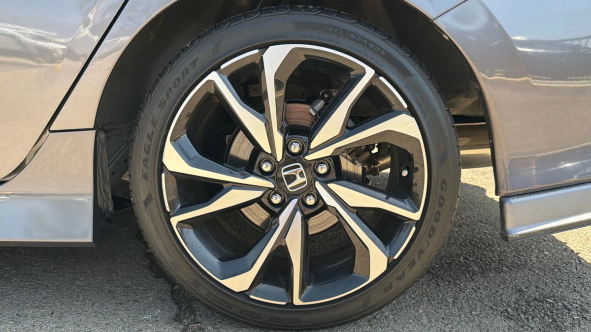 Honda Civic photo 29