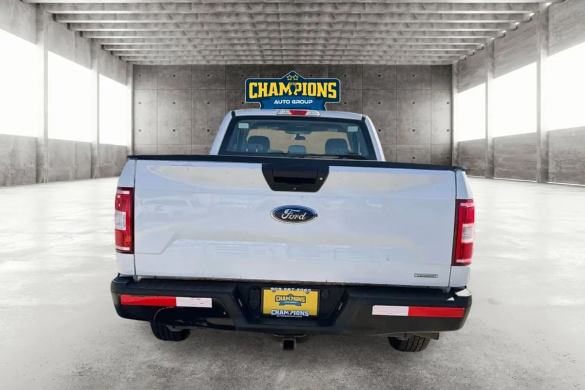 Ford F-150 photo 4