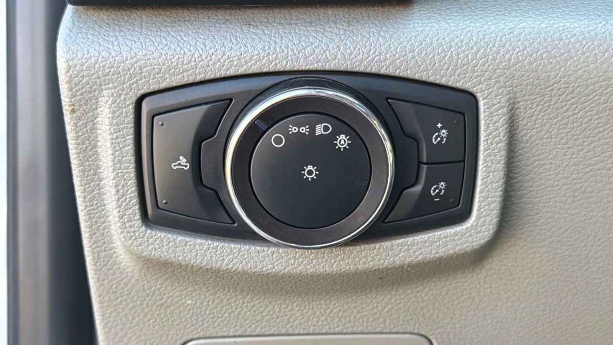 Ford F-150 photo 18