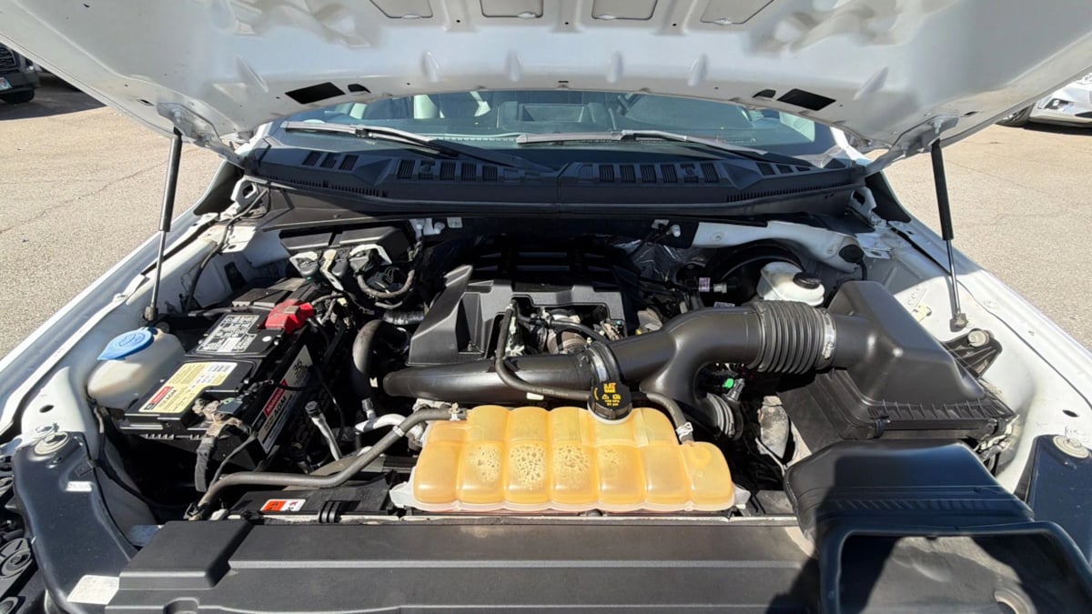 Ford F-150 photo 21