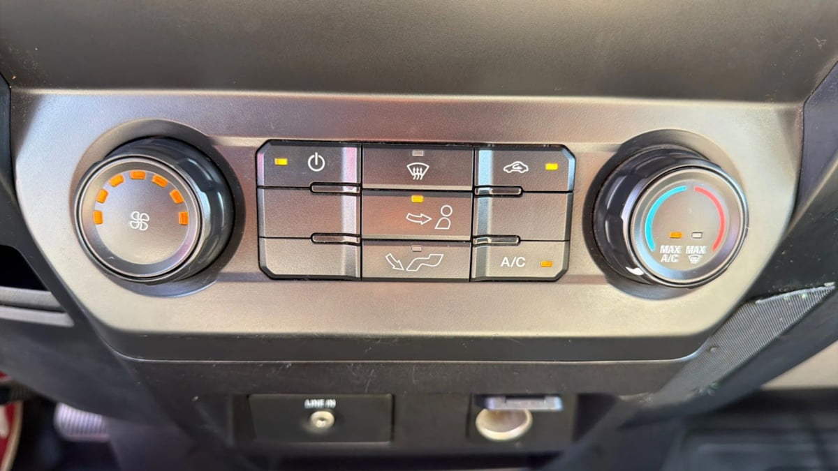 Ford F-150 photo 24