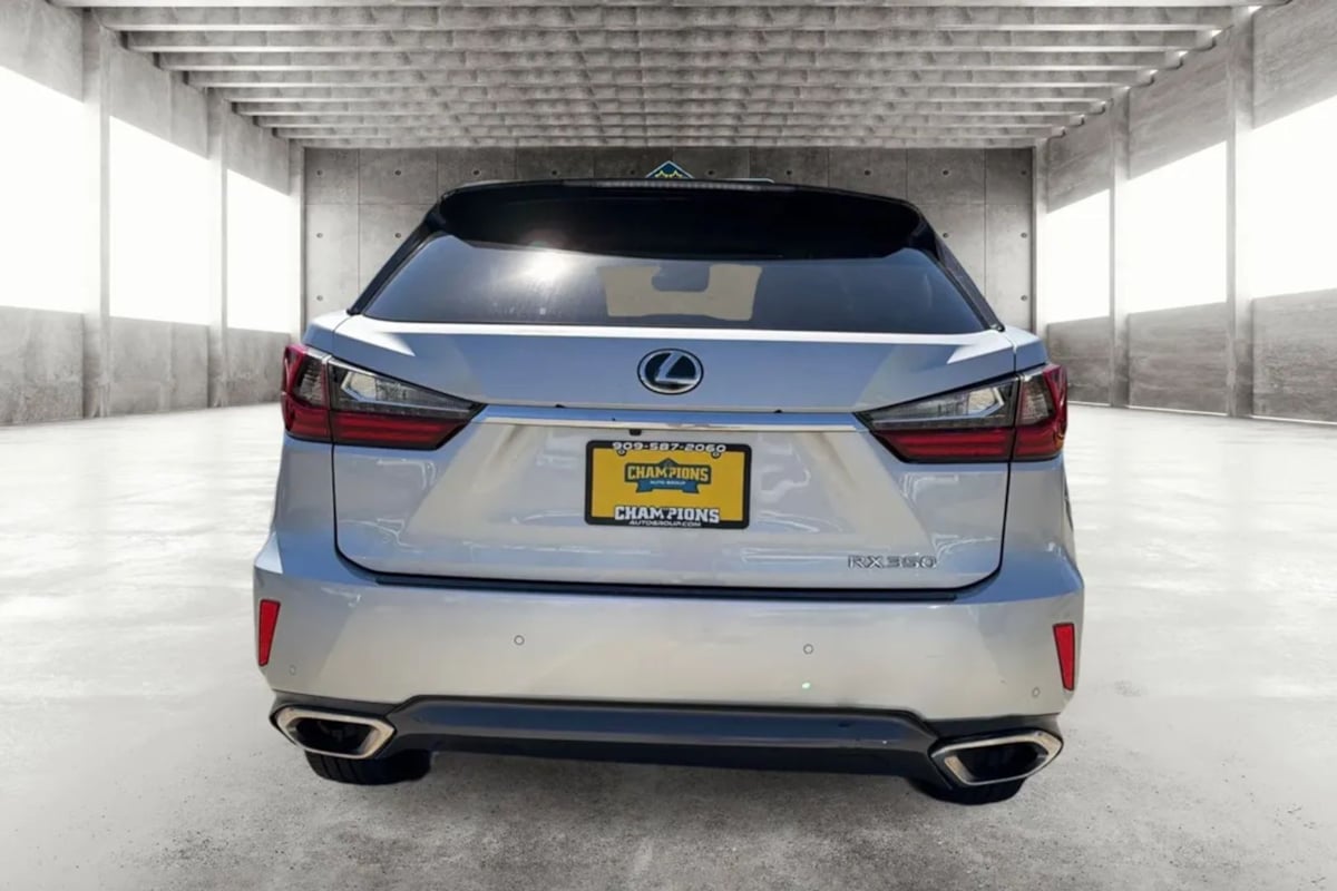 Lexus RX photo 4